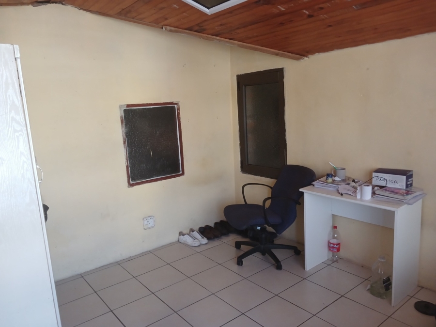 6 Bedroom Property for Sale in Southernwood Eastern Cape